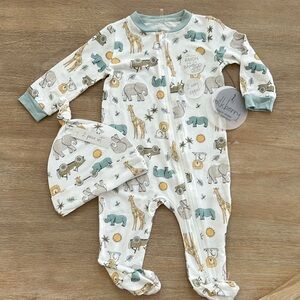 Milkberry Baby Boy Bamboo Footie Sleeper with hat 6-9 months safari